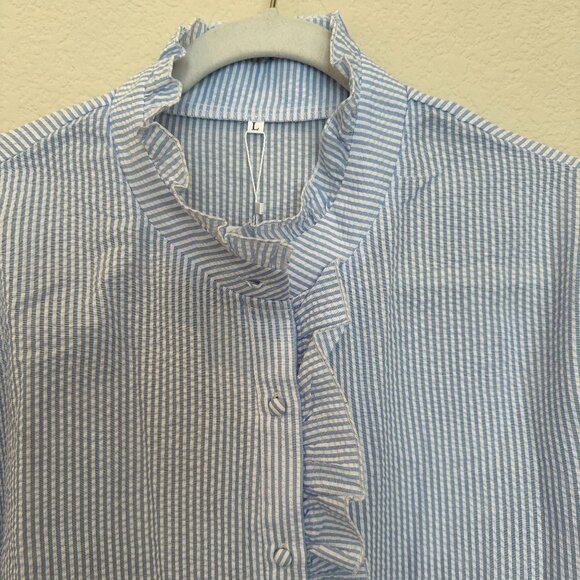 EI Town Blue and White Stripe Seersucker Blouse - Picture 2 of 5